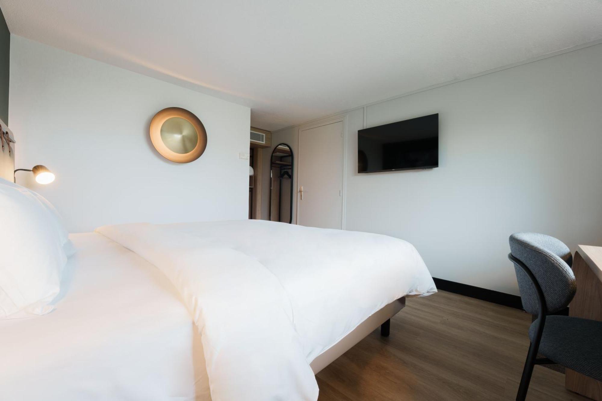 Campanile Bordeaux Est - Artigues Hotel Buitenkant foto